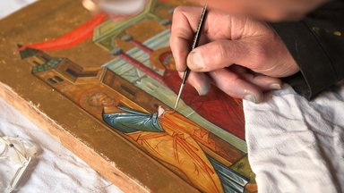 The iconographer at work