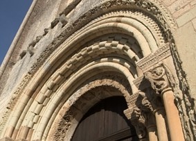 voussures du portail de l'abbatiale